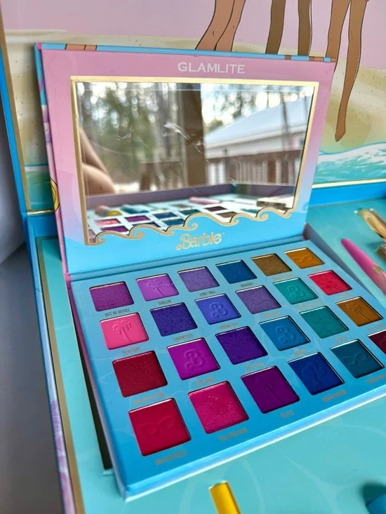 Glamlite Barbie Dream Summer Collection PR Box Makeup Set- Nearly Complete!!!! - Picture 5 of 15